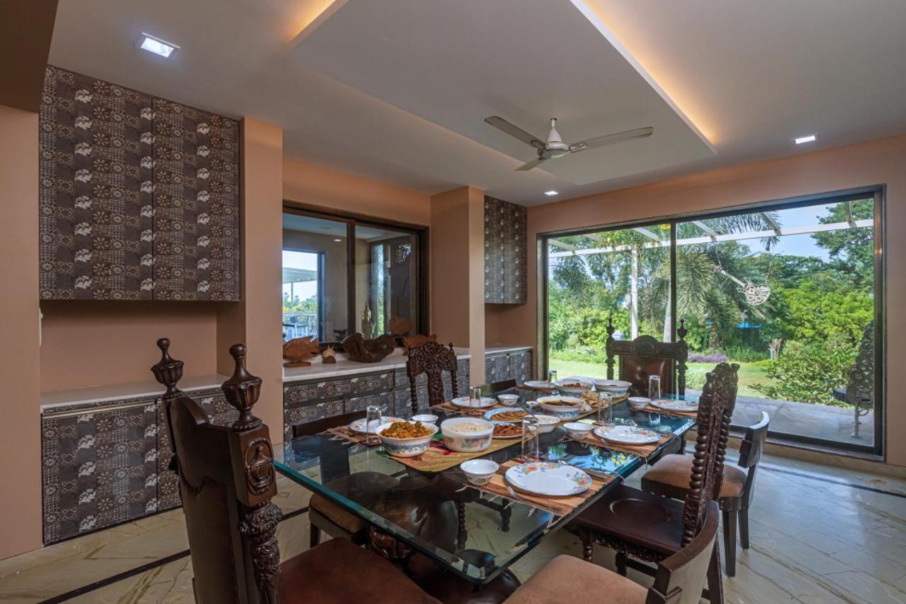 Saffronstays Aura, Alibaug - Luxury Pool Villa With A Game Room And Spacious Lawn Alibag Exterior photo